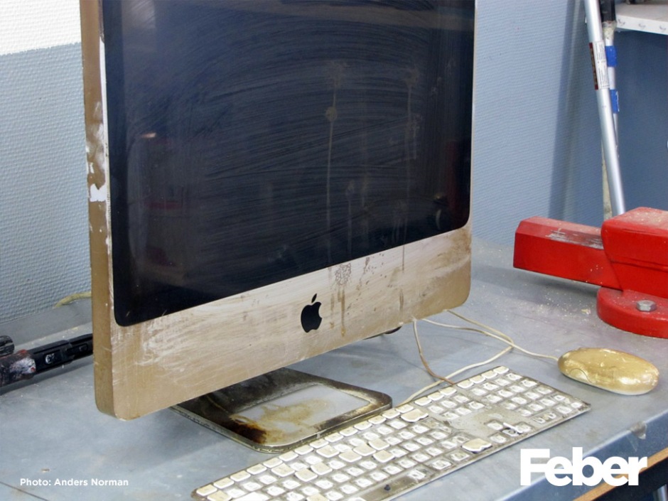 Moved apple Permanently papercraft 301 imac
